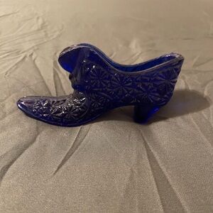 Fenton Art Glass - Cobalt blue slipper